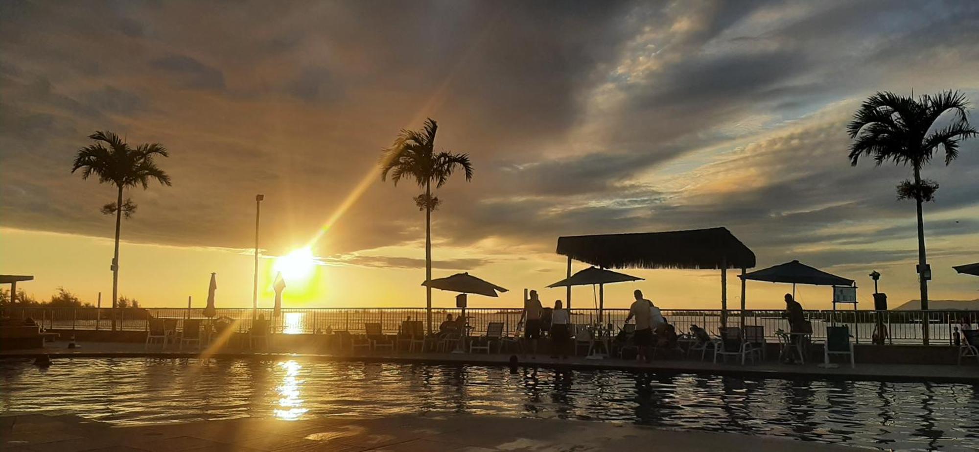 Golden Lake Resort - Apart Hotel - Arraial Do Cabo Extérieur photo